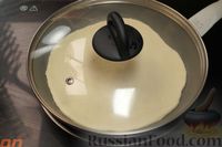 Фото приготовления рецепта: Дрожжевые лепёшки на йогурте, с чесночной пропиткой (на сухой сковороде) - шаг №9