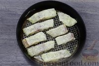 Фото приготовления рецепта: Рыбное филе в соевом соусе - шаг №6