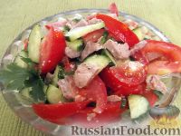 Фото к рецепту: Салат из помидоров с тресковой печенью