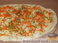 Фото приготовления рецепта: Рулет с корейской морковью - шаг №7