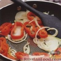 Фото приготовления рецепта: Быстрая паэлья с креветками и болгарским перцем - шаг №1