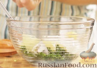 Фото приготовления рецепта: Макароны с фаршем в сливочно-томатном соусе, на сковороде - шаг №13