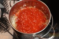 Фото приготовления рецепта: Томатный суп с булгуром и фетой - шаг №4