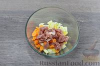 Фото приготовления рецепта: Жаркое из свинины с картошкой, в фольге - шаг №5