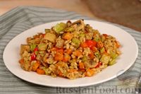 Фото к рецепту: Овощное рагу с рисом, кабачками и грибами