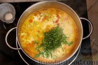 Фото приготовления рецепта: Овощной суп с кабачками, чечевицей и сливками - шаг №11