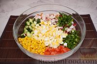 Фото приготовления рецепта: Салат с копчёной курицей и овощами - шаг №12
