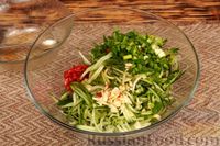 Фото приготовления рецепта: Салат из огурцов с кунжутом, по-корейски - шаг №6