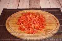 Фото приготовления рецепта: Салат с помидорами, беконом и моцареллой - шаг №3