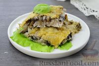 Фото к рецепту: Филе индейки с грибами и сыром, в духовке