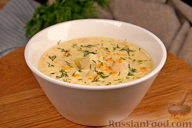 Суп с курицей, рисом и плавленым сыром
