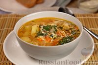 Фото к рецепту: Гречневый суп с помидорами и яичной паутинкой