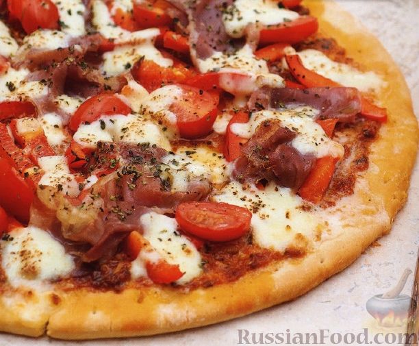 Рецепт Пицца с ветчиной прошутто и болгарским перцем