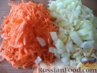 Фото приготовления рецепта: Щи из свежей капусты (классический рецепт) - шаг №4