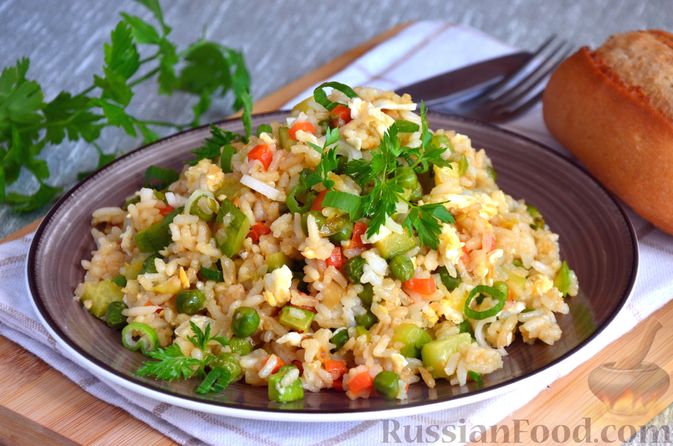 Рис с консервированной кукурузой и горошком рецепт – Паназиатская кухня: Основные блюда. «Еда»