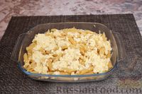 Фото приготовления рецепта: Запеканка из макарон с фаршем, творогом и сыром - шаг №11