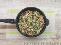 Фото приготовления рецепта: Рис с индейкой, грибами и овощами - шаг №15
