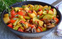 Фото к рецепту: Овощное рагу с картофелем и грибами