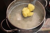 Фото приготовления рецепта: Форшмак с плавленным сыром, яблоком и яйцами - шаг №9