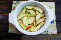 Фото приготовления рецепта: Телячья печень с яблоками и луком (в микроволновке) - шаг №6