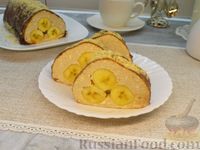 Фото к рецепту: Творожный десерт с бананами, сгущённым молоком и печеньем