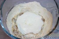 Фото приготовления рецепта: Пирожки-лодочки "Жюльен" с курицей и грибами - шаг №8