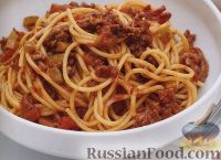 Фото к рецепту: Спагетти с мясным соусом
