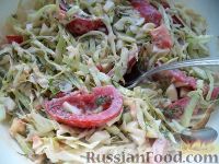Фото к рецепту: Легкий салат из капусты