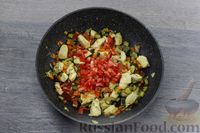 Фото приготовления рецепта: Индейка, тушенная с овощами в томатно-соевом соусе - шаг №8