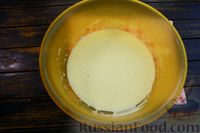 Фото приготовления рецепта: Жареные пирожки на кефире, с творогом и укропом - шаг №5