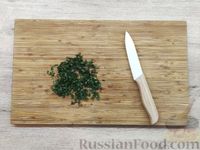 Фото приготовления рецепта: Жареная брокколи с грибами - шаг №7