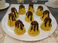 Фото к рецепту: Тёртое печенье "Башенки" со сгущёнкой и шоколадом