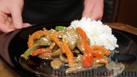 Фото приготовления рецепта: Говядина с овощами на сковороде, по-азиатски - шаг №7