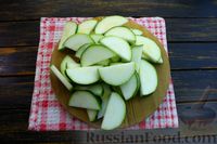 Фото приготовления рецепта: Фриттата с кабачками, фасолью и яблоком - шаг №4
