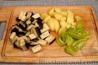 Фото приготовления рецепта: Рагу с мясом, овощами и грибами - шаг №9