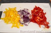 Фото приготовления рецепта: Салат с булгуром, помидорами черри и болгарским перцем - шаг №7