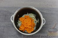 Фото приготовления рецепта: Салат из тыквы с болгарским перцем и морковью (на зиму) - шаг №3