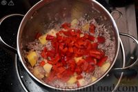 Фото приготовления рецепта: Суп с фаршем, фасолью и овощами - шаг №9