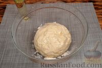 Фото приготовления рецепта: Дрожжевой пирог с кабачками, сыром и ветчиной - шаг №7