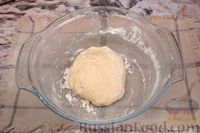 Фото приготовления рецепта: Булочки с сыром, из дрожжевого теста на молоке - шаг №5