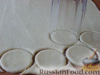 Фото приготовления рецепта: Творожное печенье "Розочки" - шаг №4