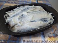 Фото приготовления рецепта: Скумбрия, запеченная на костре (на мангале) - шаг №4