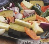 Фото приготовления рецепта: Закусочные рулеты с печеными овощами и сыром - шаг №1