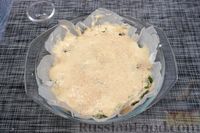 Фото приготовления рецепта: Заливной пирог с яйцом, консервированной рыбой и зеленью - шаг №13