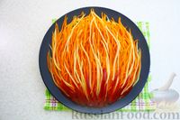 Фото приготовления рецепта: Салат "Дыхание дракона" с курицей, картофелем и морковью по-корейски - шаг №13