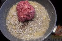 Фото приготовления рецепта: Рагу с фаршем, картошкой, тыквой и фасолью - шаг №4