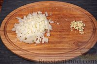 Фото приготовления рецепта: Рагу с фаршем, картошкой, тыквой и фасолью - шаг №2