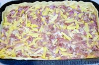 Фото приготовления рецепта: Пирог с курицей и картошкой - шаг №9