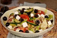 Фото к рецепту: Греческий салат с пекинской капустой