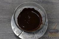 Фото приготовления рецепта: Творожные сырки в шоколаде, с какао, сгущёнкой и кокосовой стружкой - шаг №2